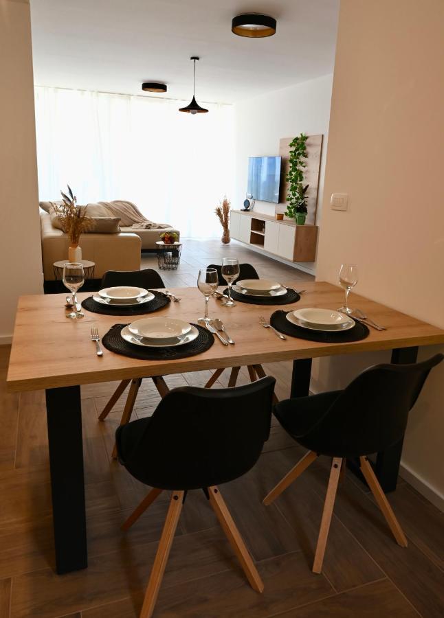 Adorable Holiday Apartment Malinska Εξωτερικό φωτογραφία