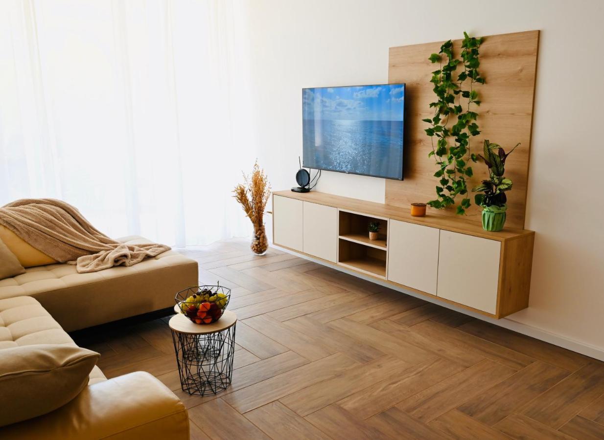 Adorable Holiday Apartment Malinska Εξωτερικό φωτογραφία