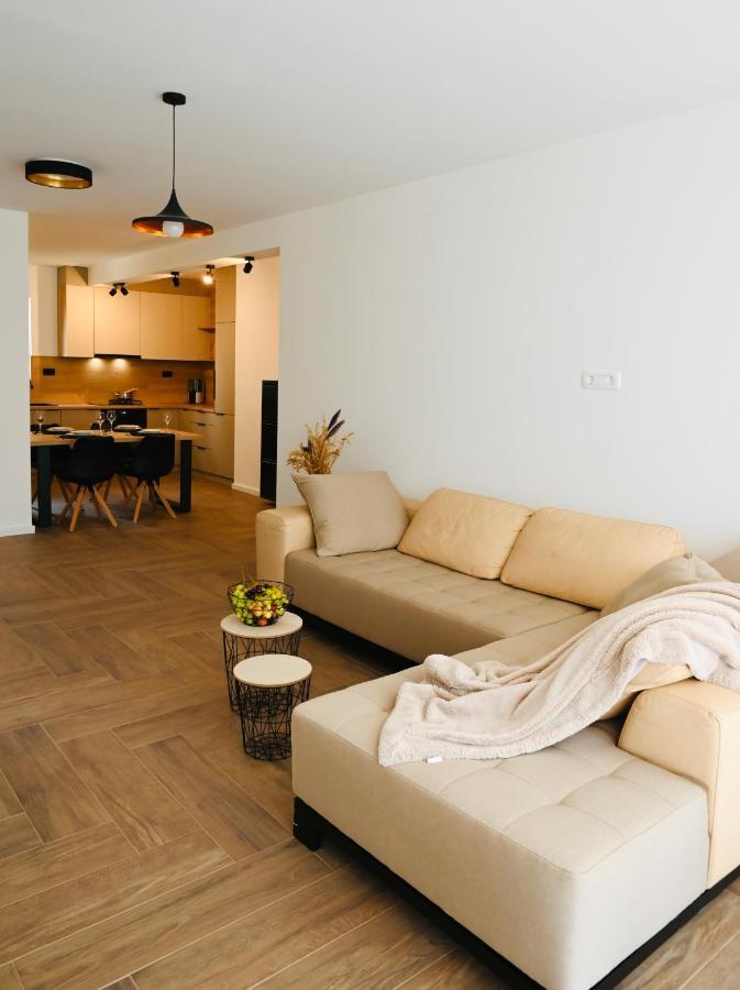 Adorable Holiday Apartment Malinska Εξωτερικό φωτογραφία